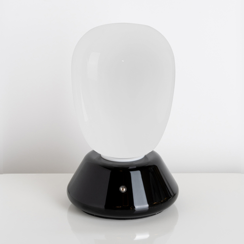 807917 UovoIII Настольная лампа диммируемая 10W 3000K матовый/черный